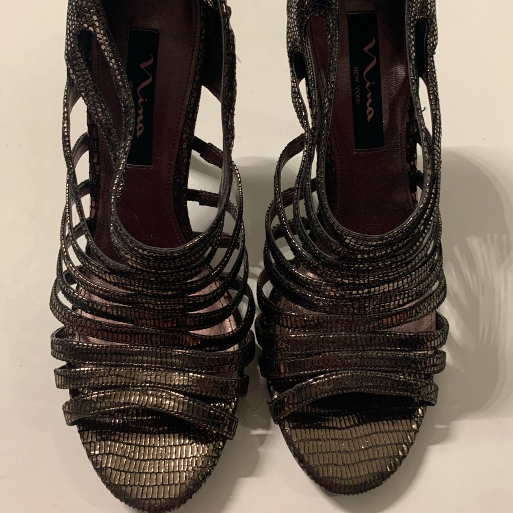 Nima strappy heels gold and black